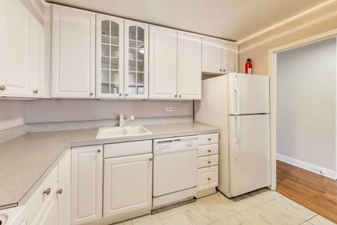 Tiny photo for 1560 N Sandburg Terrace #510, Chicago, IL 60610 (MLS # 12525481)