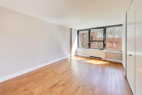 Tiny photo for 1560 N Sandburg Terrace #510, Chicago, IL 60610 (MLS # 12525481)