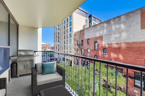 Tiny photo for 1560 N Sandburg Terrace #510, Chicago, IL 60610 (MLS # 12525481)