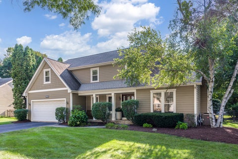 Photo of 841 Buttonwood Circle, Naperville, IL 60540 (MLS # 12742038)