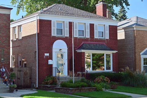 Tiny photo for 2519 W 110th Street, Chicago, IL 60655 (MLS # 12448252)