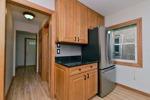 Tiny photo for 2519 W 110th Street, Chicago, IL 60655 (MLS # 12448252)