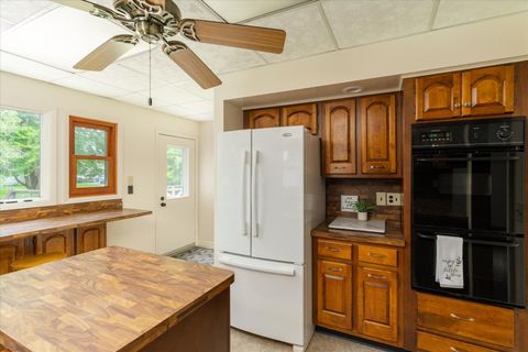 Tiny photo for 443 E Peru Street, Princeton, IL 61356 (MLS # 12434184)