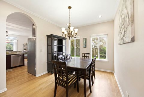 Tiny photo for 9 Tenneyson Court, Lake In The Hills, IL 60156 (MLS # 12400296)