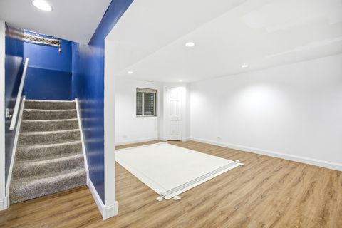Tiny photo for 9 Tenneyson Court, Lake In The Hills, IL 60156 (MLS # 12400296)