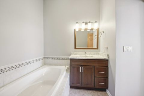 Tiny photo for 6130 RIVER BEND Place, Lisle, IL 60532 (MLS # 12547616)