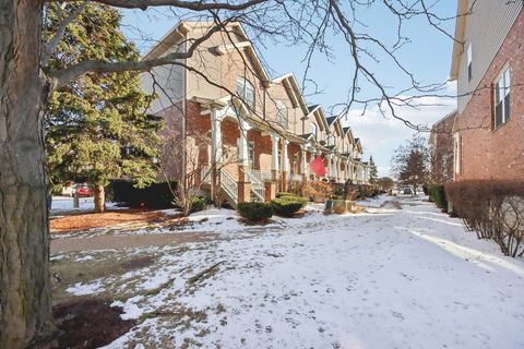 Tiny photo for 6130 RIVER BEND Place, Lisle, IL 60532 (MLS # 12547616)