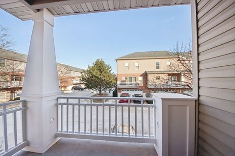 Tiny photo for 6130 RIVER BEND Place, Lisle, IL 60532 (MLS # 12547616)