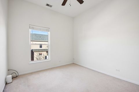 Tiny photo for 6130 RIVER BEND Place, Lisle, IL 60532 (MLS # 12547616)