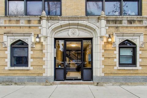 Photo of 1549 W Sherwin Avenue #106, Chicago, IL 60626 (MLS # 12524341)