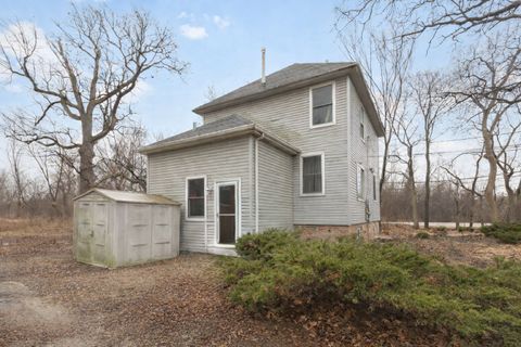 Tiny photo for 555 Trailside Lane, Des Plaines, IL 60016 (MLS # 12556616)