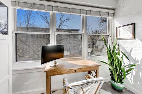 Tiny photo for 918 W WAVELAND Avenue #2E, Chicago, IL 60613 (MLS # 12625502)