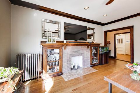 Tiny photo for 918 W WAVELAND Avenue #2E, Chicago, IL 60613 (MLS # 12625502)