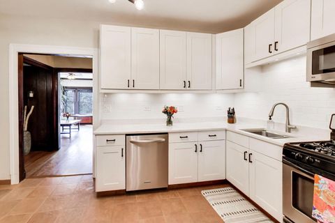 Tiny photo for 918 W WAVELAND Avenue #2E, Chicago, IL 60613 (MLS # 12625502)