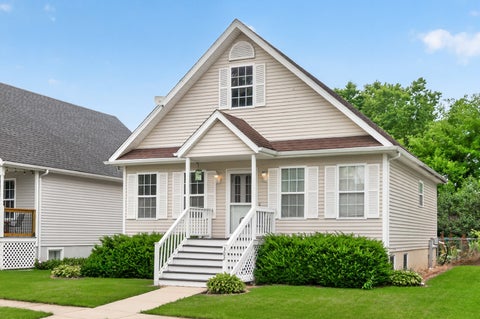 Photo of 302 8th Street, Kirkland, IL 60146 (MLS # 12689167)