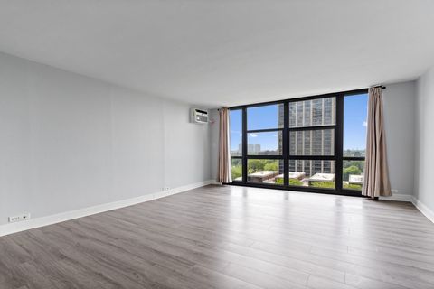 Tiny photo for 2901 S Michigan Avenue #903, Chicago, IL 60616 (MLS # 12486071)