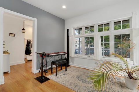 Tiny photo for 5526 N Mason Avenue, Chicago, IL 60630 (MLS # 12519202)