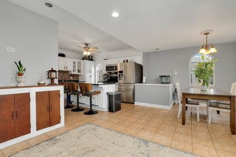 Tiny photo for 5526 N Mason Avenue, Chicago, IL 60630 (MLS # 12519202)