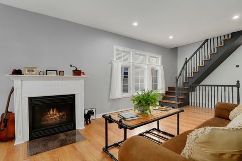 Tiny photo for 5526 N Mason Avenue, Chicago, IL 60630 (MLS # 12519202)