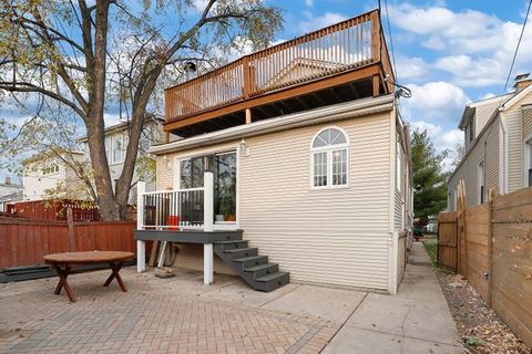 Tiny photo for 5526 N Mason Avenue, Chicago, IL 60630 (MLS # 12519202)