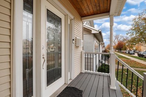 Tiny photo for 5526 N Mason Avenue, Chicago, IL 60630 (MLS # 12519202)