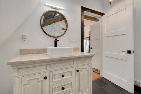 Tiny photo for 5526 N Mason Avenue, Chicago, IL 60630 (MLS # 12519202)