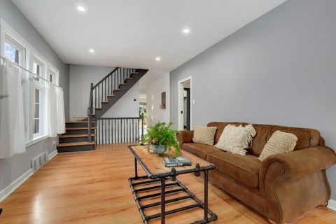 Tiny photo for 5526 N Mason Avenue, Chicago, IL 60630 (MLS # 12519202)