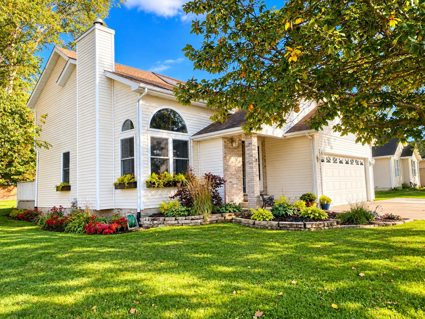 128 Windward Lane