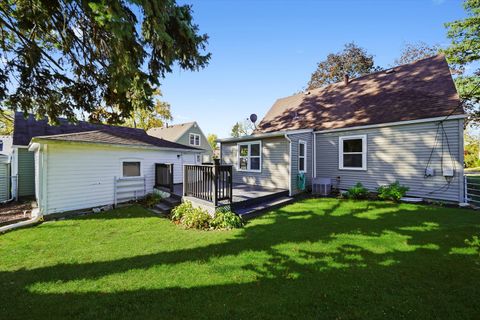 Tiny photo for 487 MILLER Drive, Elgin, IL 60123 (MLS # 12508977)