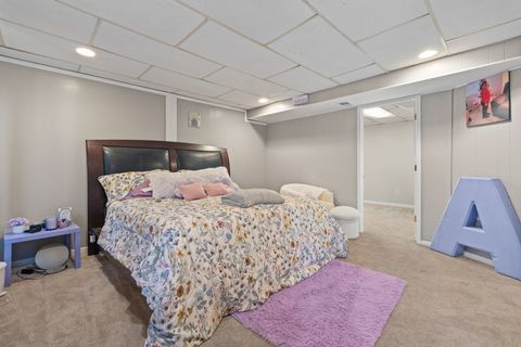 Tiny photo for 3212 Magnolia Court, Bettendorf, IA 52722 (MLS # 12570733)