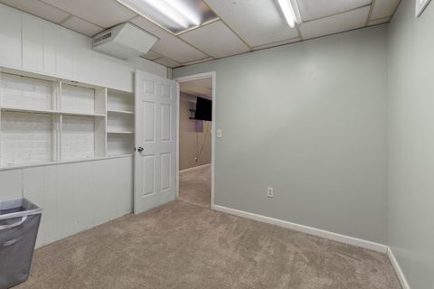 Tiny photo for 3212 Magnolia Court, Bettendorf, IA 52722 (MLS # 12570733)