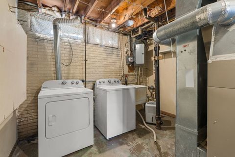 Tiny photo for 3212 Magnolia Court, Bettendorf, IA 52722 (MLS # 12570733)