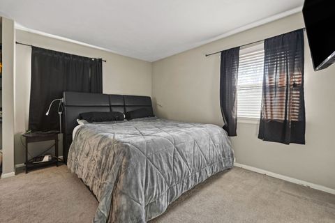 Tiny photo for 3212 Magnolia Court, Bettendorf, IA 52722 (MLS # 12570733)