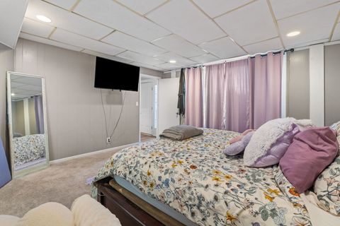 Tiny photo for 3212 Magnolia Court, Bettendorf, IA 52722 (MLS # 12570733)