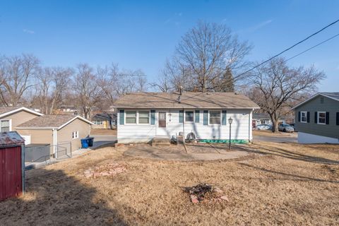 Tiny photo for 3212 Magnolia Court, Bettendorf, IA 52722 (MLS # 12570733)
