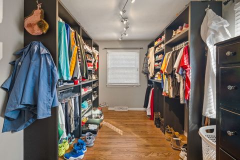 Tiny photo for 3212 Magnolia Court, Bettendorf, IA 52722 (MLS # 12570733)