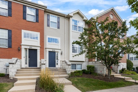 Photo of 809 Brodhead Drive, Aurora, IL 60504 (MLS # 12762095)