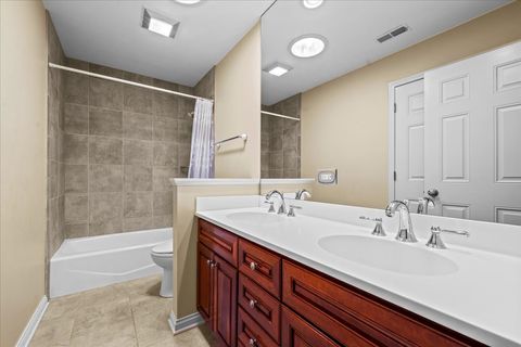 Tiny photo for 1303 GLENCOE Avenue, Highland Park, IL 60035 (MLS # 12610333)