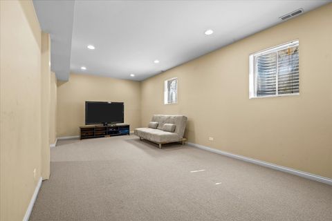 Tiny photo for 1303 GLENCOE Avenue, Highland Park, IL 60035 (MLS # 12610333)