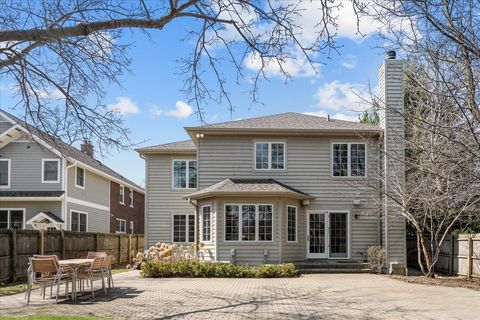 Tiny photo for 1303 GLENCOE Avenue, Highland Park, IL 60035 (MLS # 12610333)