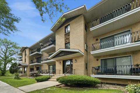 Tiny photo for 9649 S Harlem Avenue #3C, Chicago Ridge, IL 60415 (MLS # 12698557)
