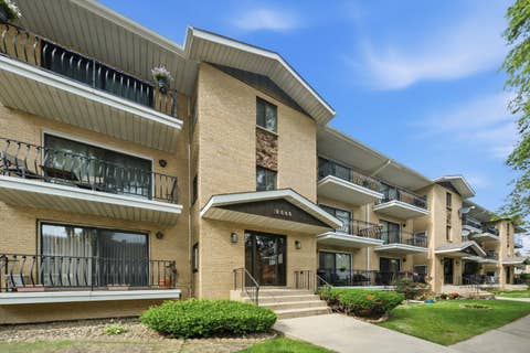 Photo of 9649 S Harlem Avenue #3C, Chicago Ridge, IL 60415 (MLS # 12698557)