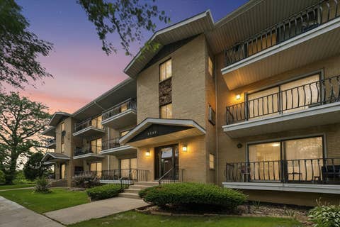 Tiny photo for 9649 S Harlem Avenue #3C, Chicago Ridge, IL 60415 (MLS # 12698557)