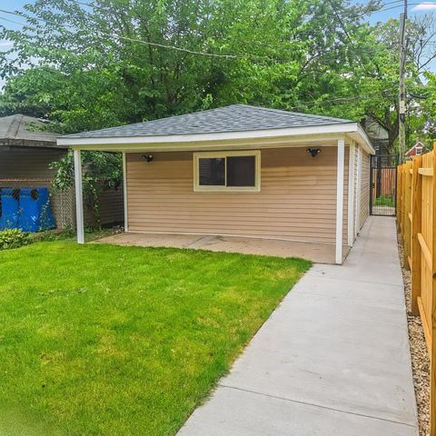 Tiny photo for 6946 S Loomis Boulevard, Chicago, IL 60636 (MLS # 12456077)