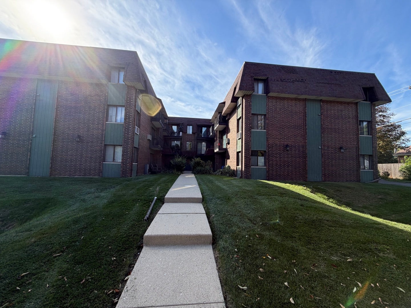 4942 Douglas Road 206