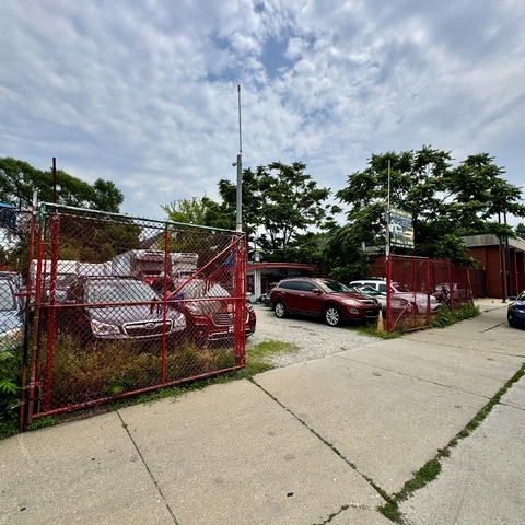 5937 S ASHLAND Avenue