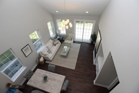 Tiny photo for 10752 W Clocktower Drive, Countryside, IL 60525 (MLS # 12607912)