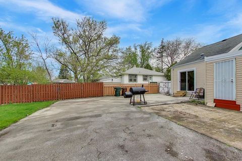 Tiny photo for 18532 Klimm Avenue, Homewood, IL 60430 (MLS # 12627047)