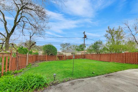 Tiny photo for 18532 Klimm Avenue, Homewood, IL 60430 (MLS # 12627047)