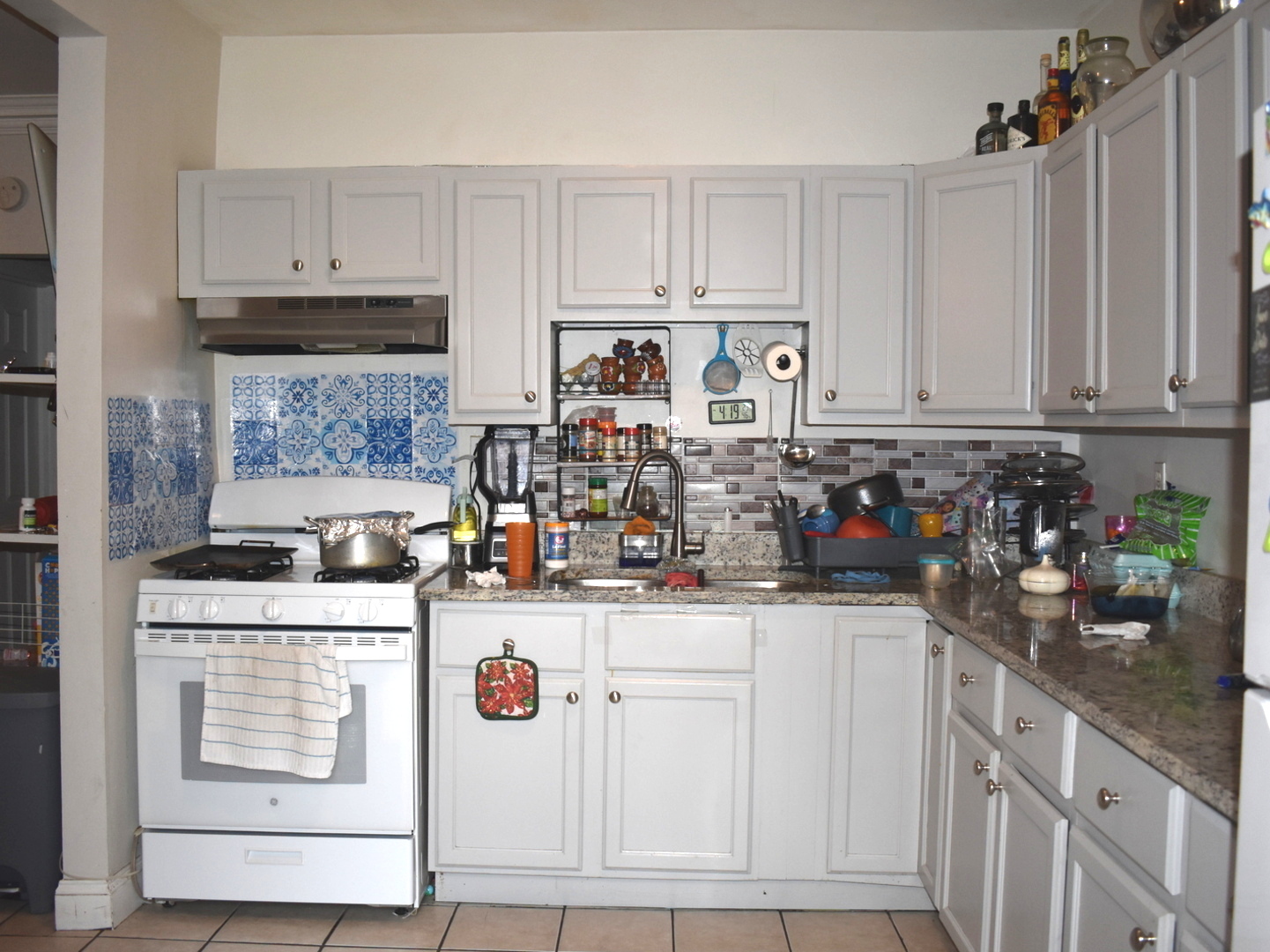 1749 W North Shore Avenue